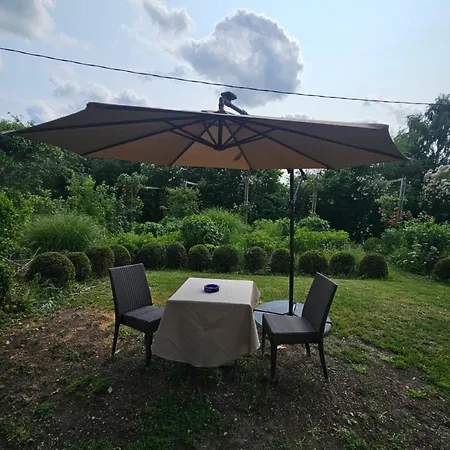 Chez Clark Et Elo